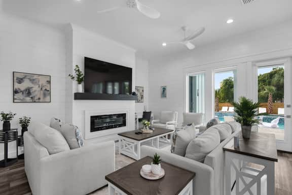 Lux 10bd/14ba Home Now Available - Image 3